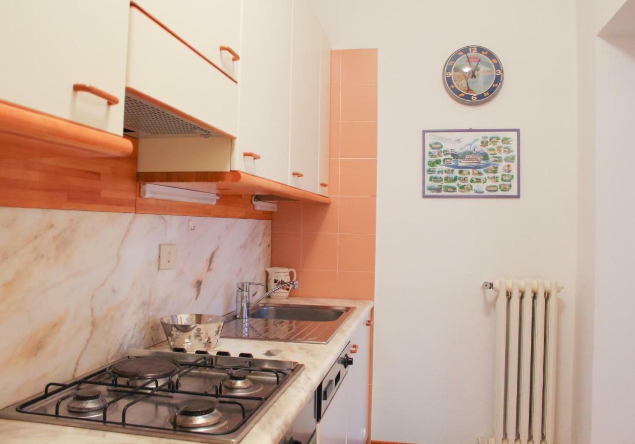 Bel Faggio Rosso Apartment Menaggio Exteriör bild